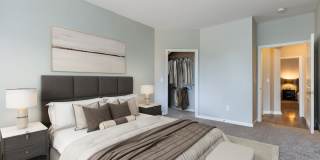 Alinium at Zionsville Gallery 33