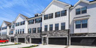 385 ENSEMBLE Way Gallery 3