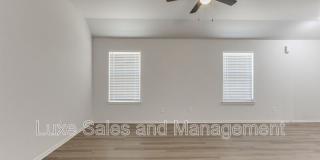 1543 Pavy Parkway Gallery 21