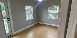 727 1/2 EDGEWATER DRIVE Gallery 17