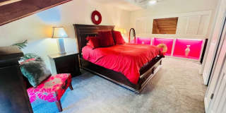 Spacious 2BR/2BA Condo with Garden View – Steps from the Ocean Gallery 41