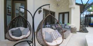 ** LUXURY MODERN ZEN RETREAT IN NAPLES PARK ** WALK TO THE BEACH **   4BR/4BA PRIVATE POOL & SPA FULLY REMODELED ** MERCATO **OFFERED FURNISHED SEASONALLY, WEEKLY OR ANNUALLY ** NO HOA PROCESS SO MOVE IN TODAY ** READY FOR A TENANT ** Gallery 18