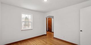 AVAILABLE JUNE 1ST!! 3 BEDROOM IN CARRICK! AVAILABLE JUNE 1ST!! 3 BEDROOM IN CARRICK! Gallery 11
