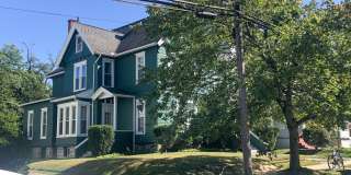 Perfect House in a Perfect Location, 7 BR! Gallery 4