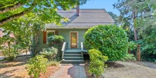 3Bd/2.5Ba Seattle Home Gallery 1