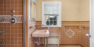 1146 North Avenue Gallery 26