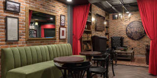 Ferrante Ferrante Gallery 96