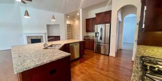 Spacious Home on Golf Course  - All Bedrooms En Suite Gallery 8
