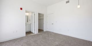 100 North Gallery 23