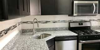 6112 N Winthrop Ave Gallery 2