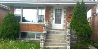 7810 Mayfield Avenue S Gallery 1