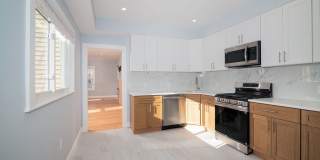 43 Tainter St unit: 43 Gallery 4