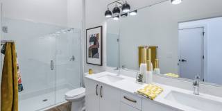 Artizia at Loso Gallery 14