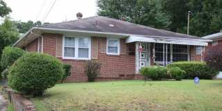 Walk to NCCU. 3 Bedroom Gallery 1