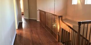 Gorgeous large single family home in Eastlake! Gallery 8