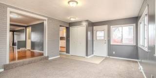 21135 Virginia Avenue Gallery 9