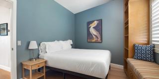 3701 Riviera Dr Gallery 24