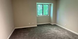 1 Bedroom, 1 Bathroom Townhouse in High Point! Gallery 13