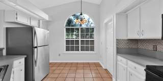 Welcome to this charming 3 bedroom, 2 bathroom home located in Jacksonville, FL Welcome to this charming 3 bedroom, 2 bathroom home located in Jacksonville, FL Gallery 19