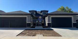 Conner Square Gallery 19