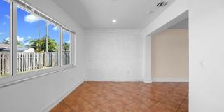 11371 NW 40th Place Gallery 8