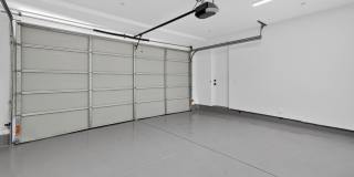 150 N Carondelet St Gallery 35