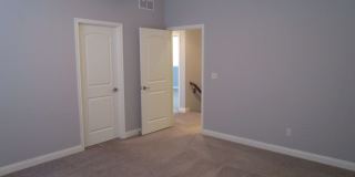 Huge 3BR/3BA Villa at Boulder Springs - Available July!! Gallery 26