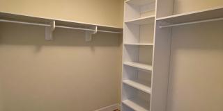 Old Mill Townhome Available 6/19 Gallery 19