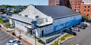 16 Abbott Avenue Gallery 60