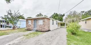Charming Bungalow for rent in Lakeland Gallery 1