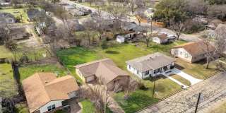 907 W Bridge Gallery 1