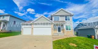 A Must-See 4-Bedroom, 3.5-Bath Home in Norwalk with a 3-Car Garage! Gallery 1