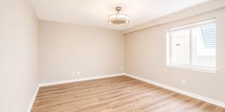 Elegance and Beachfront Condo Living Gallery 17