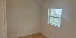 4605 North Hubert Avenue - 19 Gallery 11