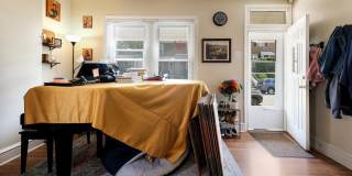 372 RIPKA Street Gallery 4