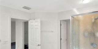 9729 Heatherstone River Court Gallery 34
