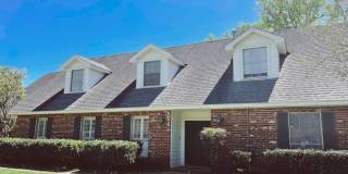 Single Family 4 BR 3.5 BA 0.7 Acres Water Front Gallery 24