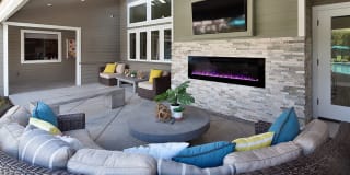 The Alexandar Gallery 18