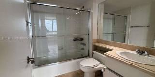 400 S Pointe Dr Gallery 14