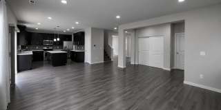 Spacious 4-Bedroom Home with Balcony and Fenced Yard in Marysville Gallery 20