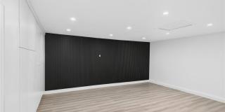 5270 Sepulveda Boulevard Gallery 23
