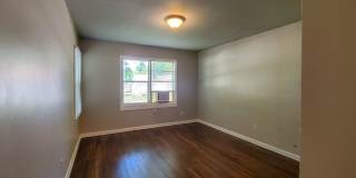 2 bedroom 1 bath duplex in Shawnee Gallery 18