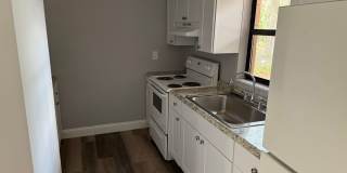 Water View - Remodeled 4 bedroom and 2 bath -  Sunroom Gallery 7