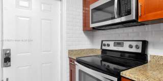 515 Southwest 12th Street Gallery 8