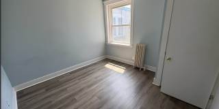 Beautiful 3 bed with in unit laundry and balcony GREAT DEAL for 9/1/26 Gallery 5