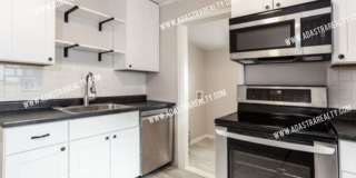Beautifully Remodeled Independence Home-Available NOW!! Beautifully Remodeled Independence Home-Available NOW!! Gallery 6