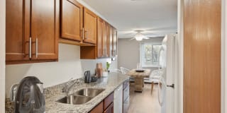 Minnehaha Manor Gallery 1