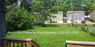 Beautiful 4 Bed, 2 Bath Home in Kansas City Gallery 25