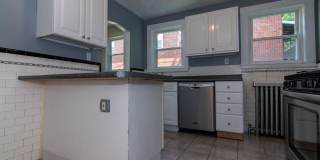 Spacious Brighton 3-Bedroom with Garage Parking Gallery 22