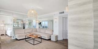 2401 Collins Ave Gallery 2